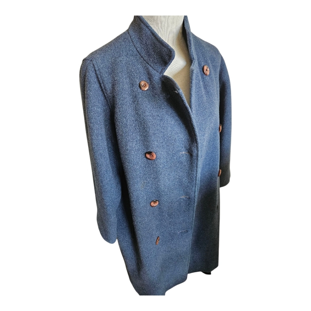 Wool Blend Stylish Blue Double-Breasted Coat Size Large.